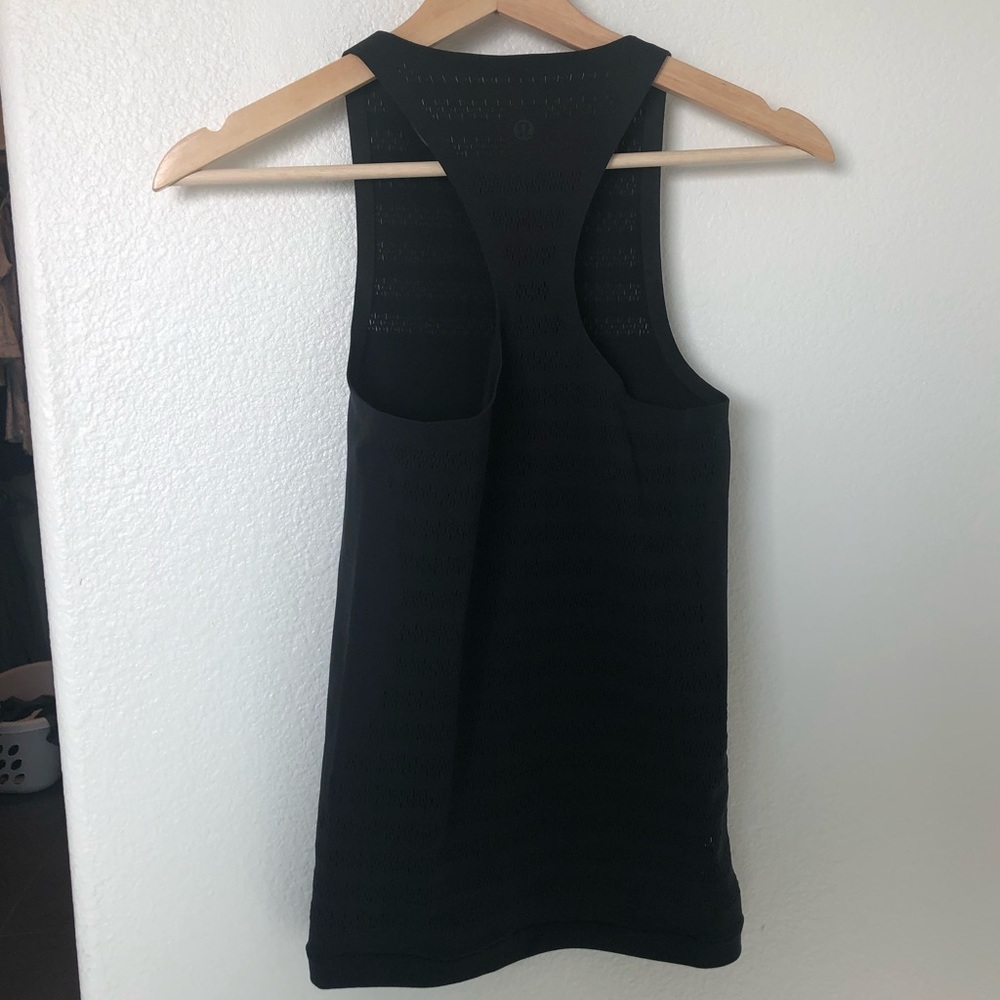 Lululemon tank - Picture 6 of 6